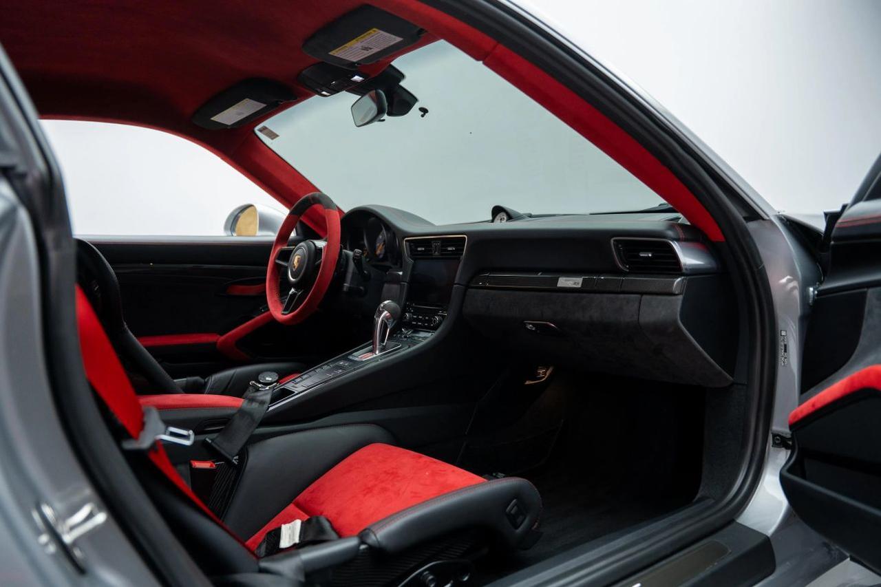 2018 Porsche 911 GT2 RS Coupe 2D St. Louis MO