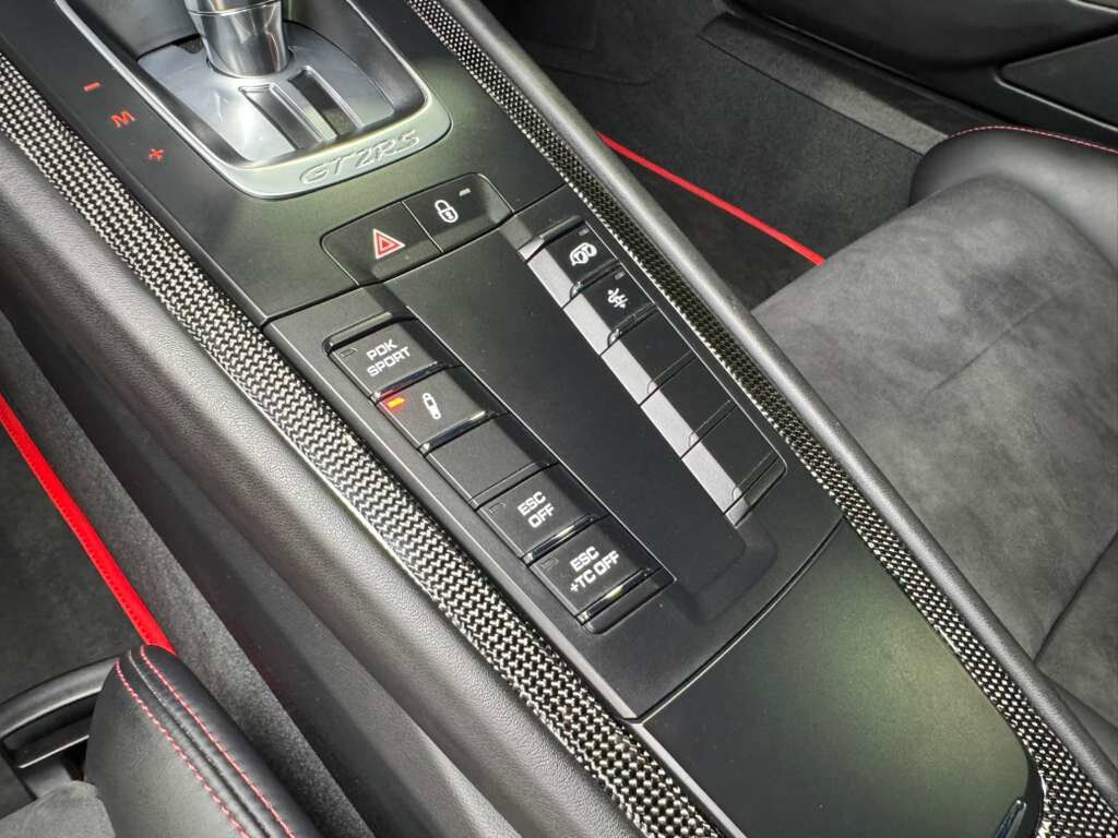 2018 Porsche 911 GT2 RS Weissach Package, Sport Chrono, Bose audio system AND MUCH MORE!! Fort Lauderdale FL