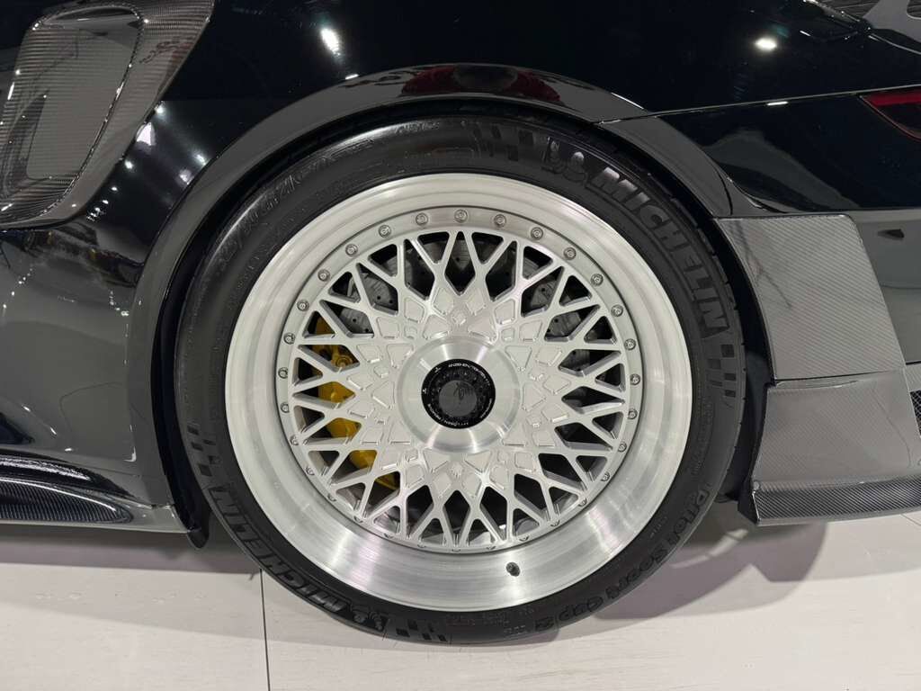 2018 Porsche 911 GT2 RS Weissach Package, Sport Chrono package, extended leather interior, PDLS AND MUCH MORE!! Fort Lauderdale FL