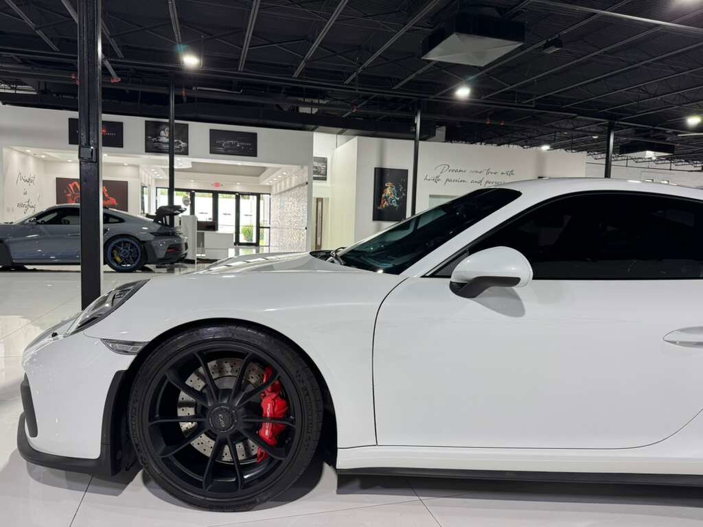 2018 Porsche 911 GT3 6-SPEED MANUAL!! Sport Chrono pack, extended leather, PDCC, carbon bucket seats AND MORE!! Fort Lauderdale FL