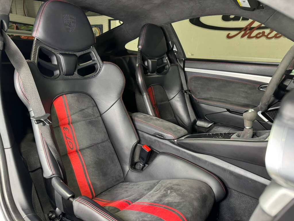 2018 Porsche 911 GT3 6-SPEED MANUAL!! Sport Chrono pack, extended leather, PDCC, carbon bucket seats AND MORE!! Fort Lauderdale FL