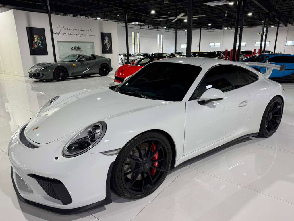 2018 Porsche 911 GT3 6-SPEED MANUAL!! Sport Chrono pack, extended leather, PDCC, carbon bucket seats AND MORE!! Fort Lauderdale FL