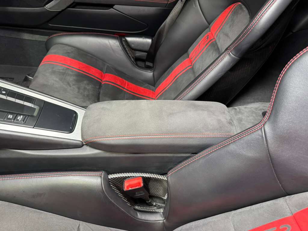 2018 Porsche 911 GT3 6-SPEED MANUAL!! Sport Chrono pack, extended leather, PDCC, carbon bucket seats AND MORE!! Fort Lauderdale FL