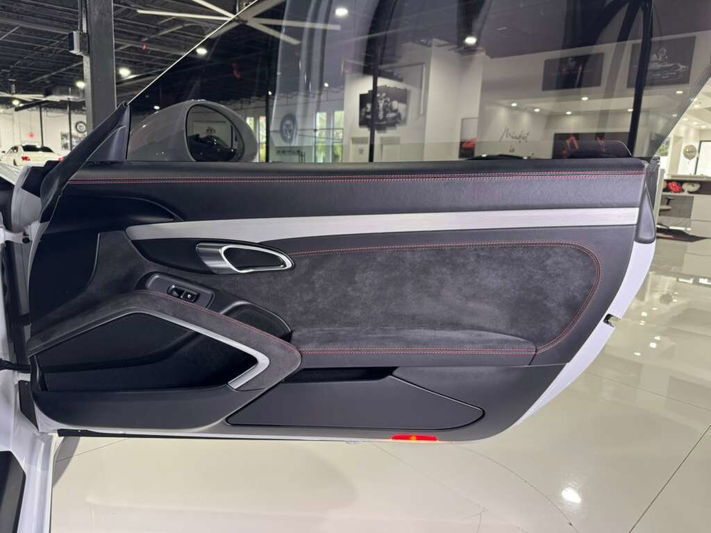 2018 Porsche 911 GT3 6-SPEED MANUAL!! Sport Chrono pack, extended leather, PDCC, carbon bucket seats AND MORE!! Fort Lauderdale FL