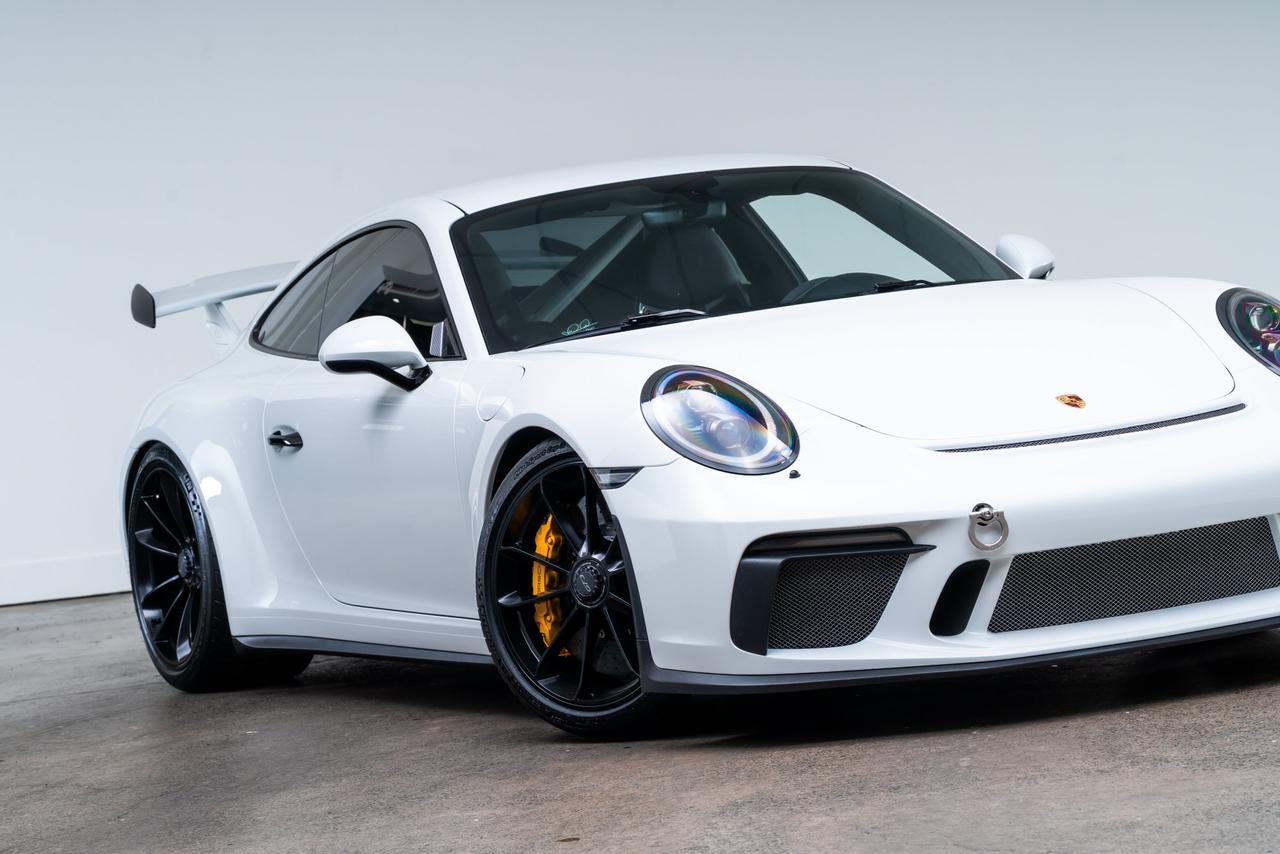 2018 Porsche 911 GT3 Carbon Bucket Seats / PCCB Portland OR