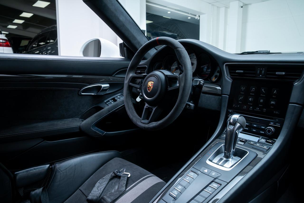 2018 Porsche 911 GT3 Carbon Bucket Seats / PCCB Portland OR
