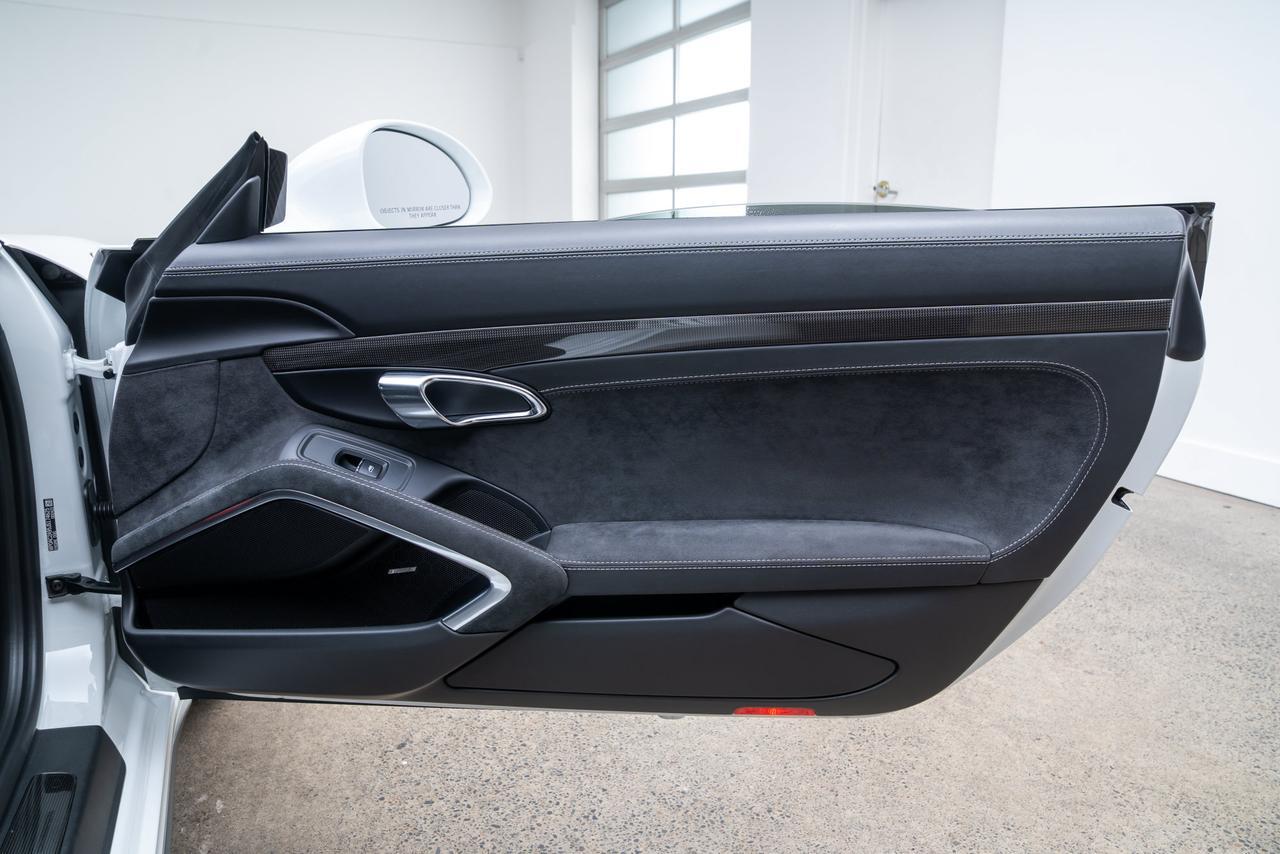 2018 Porsche 911 GT3 Carbon Bucket Seats / PCCB Portland OR