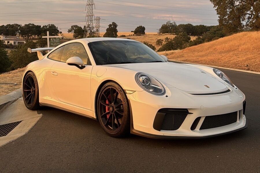 2018 Porsche 911 GT3 Full Bucket Seats Front Axle Lift