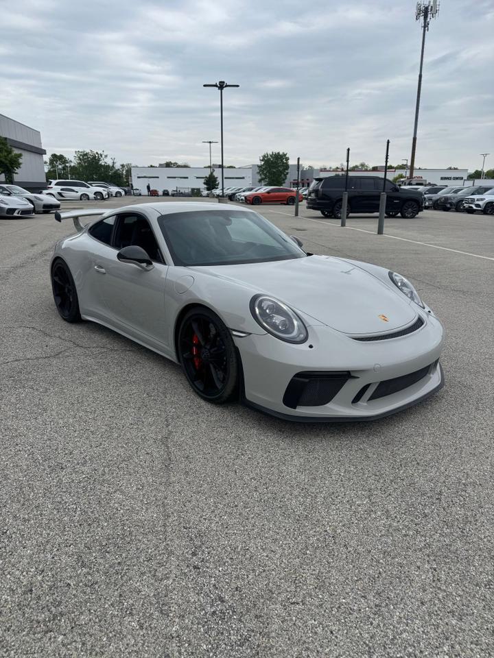 2018 Porsche 911 GT3's photo