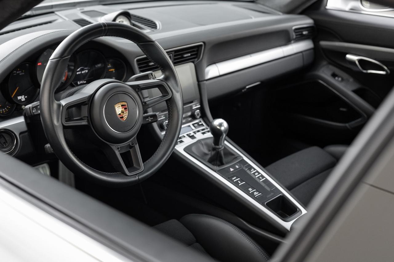 2018 Porsche 911 GT3 Touring 6spd 3,900 Original Miles Scottsdale AZ