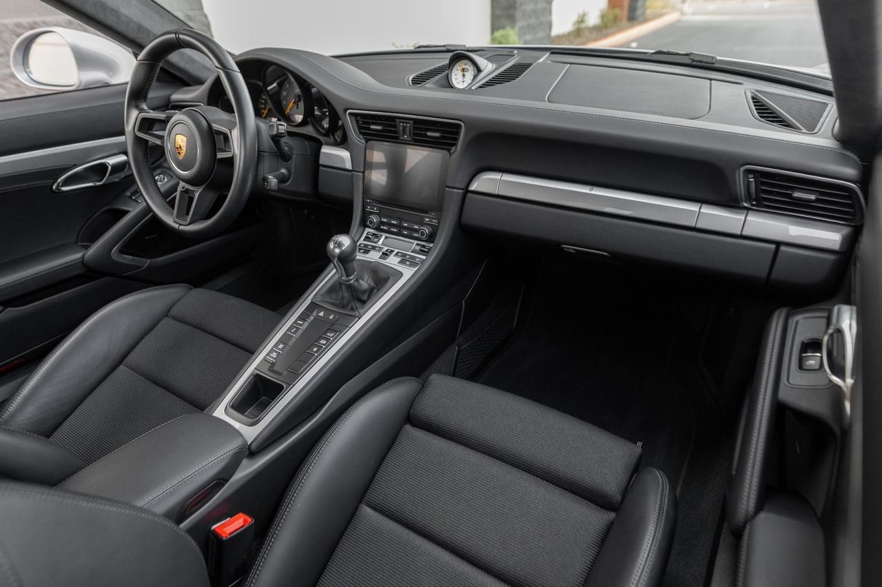 2018 Porsche 911 GT3 Touring 6spd 3,900 Original Miles Scottsdale AZ