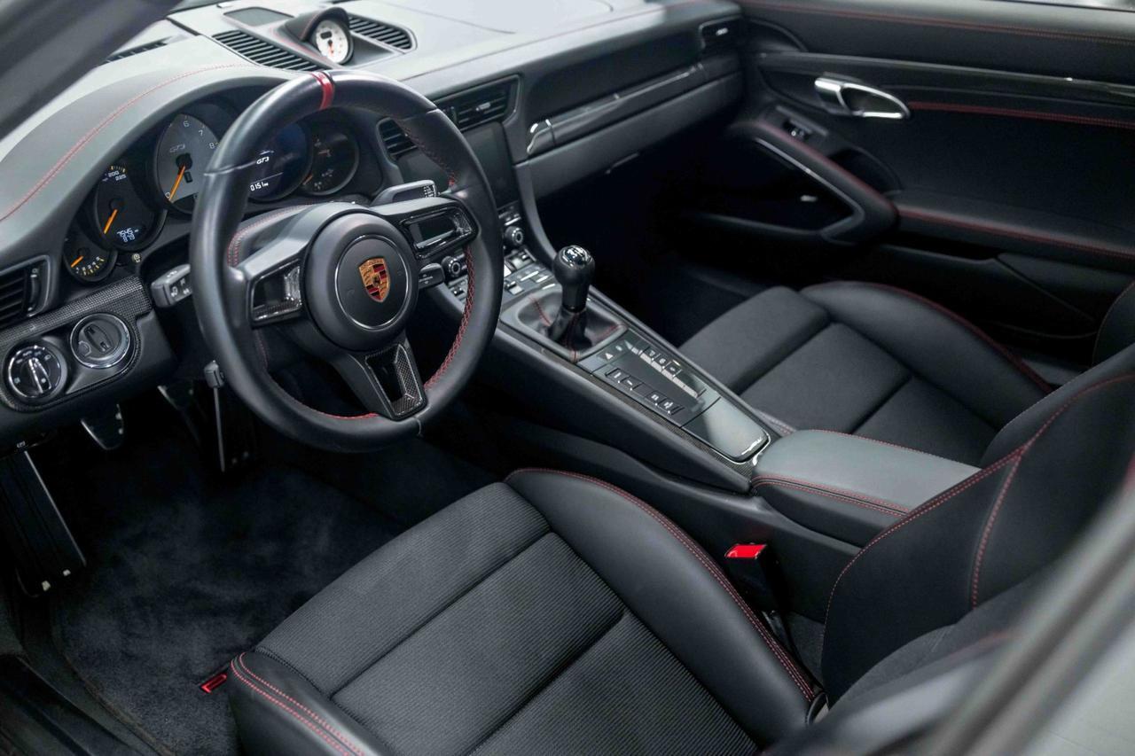 2018 Porsche 911 GT3 Touring
