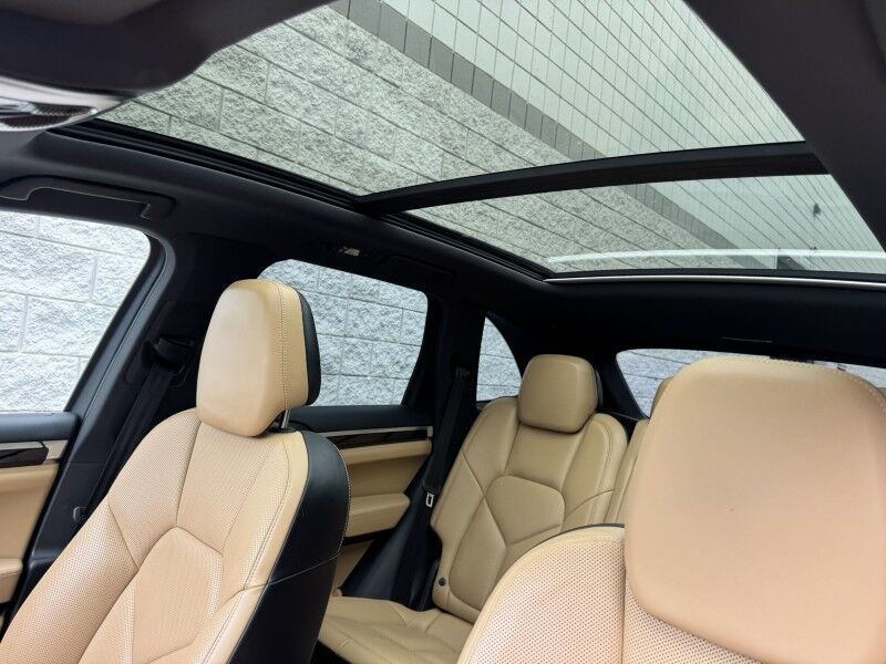 2018 Porsche Cayenne  Willow Grove PA