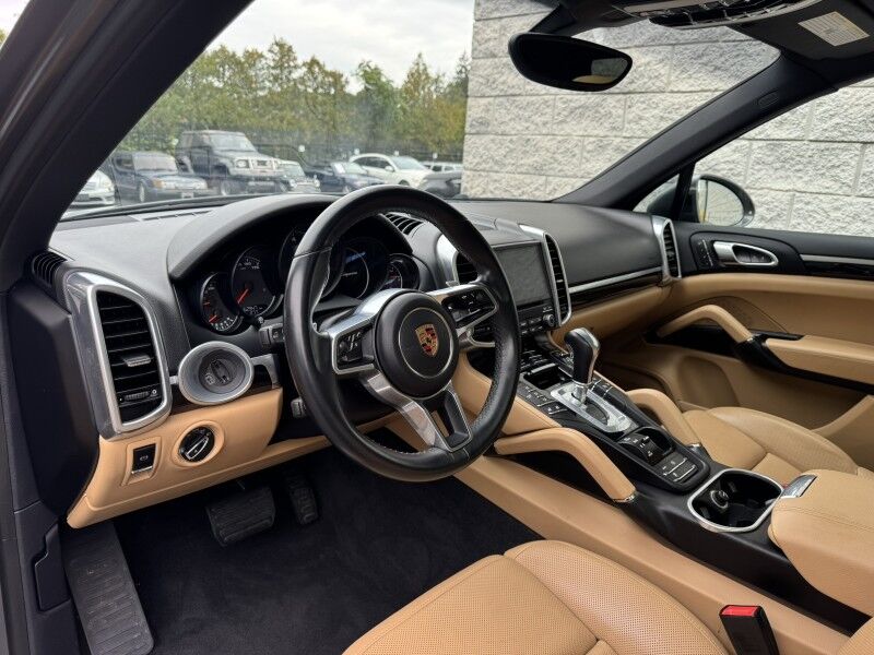 2018 Porsche Cayenne  Willow Grove PA