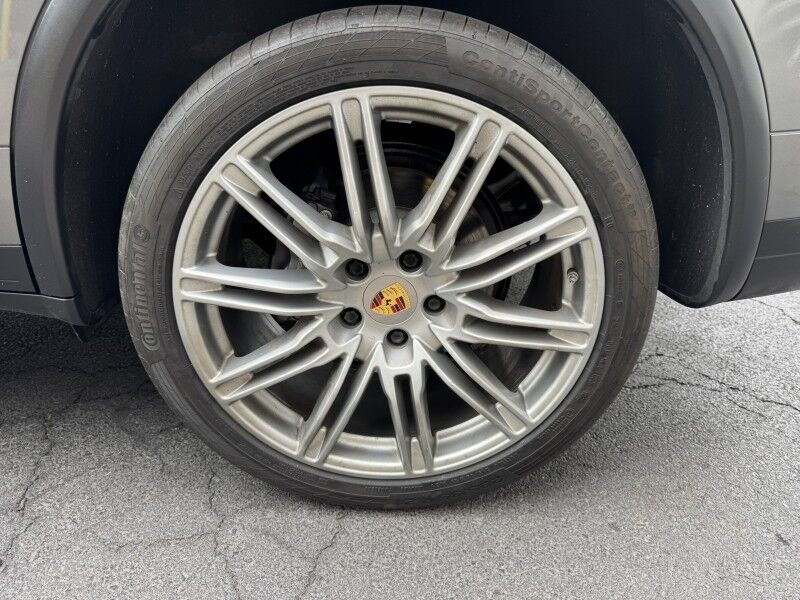 2018 Porsche Cayenne  Willow Grove PA