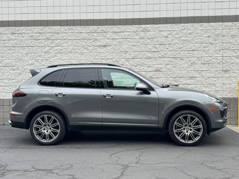 2018 Porsche Cayenne  Willow Grove PA