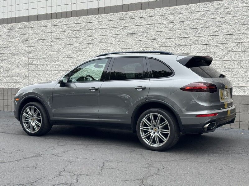 2018 Porsche Cayenne  Willow Grove PA
