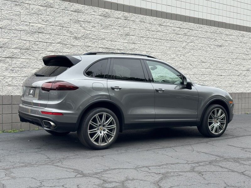 2018 Porsche Cayenne  Willow Grove PA