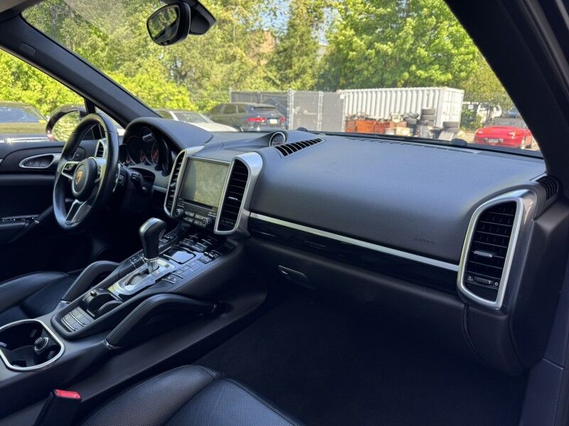 2018 Porsche Cayenne Willow Grove PA