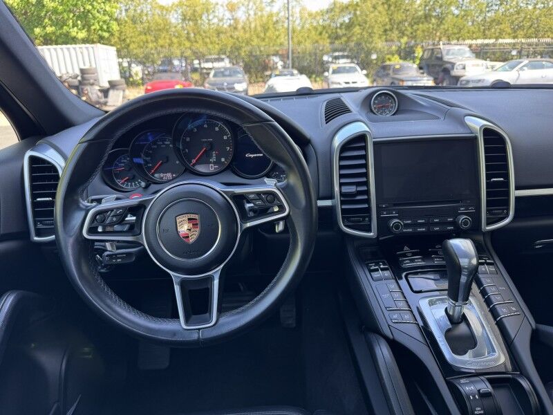 2018 Porsche Cayenne Willow Grove PA
