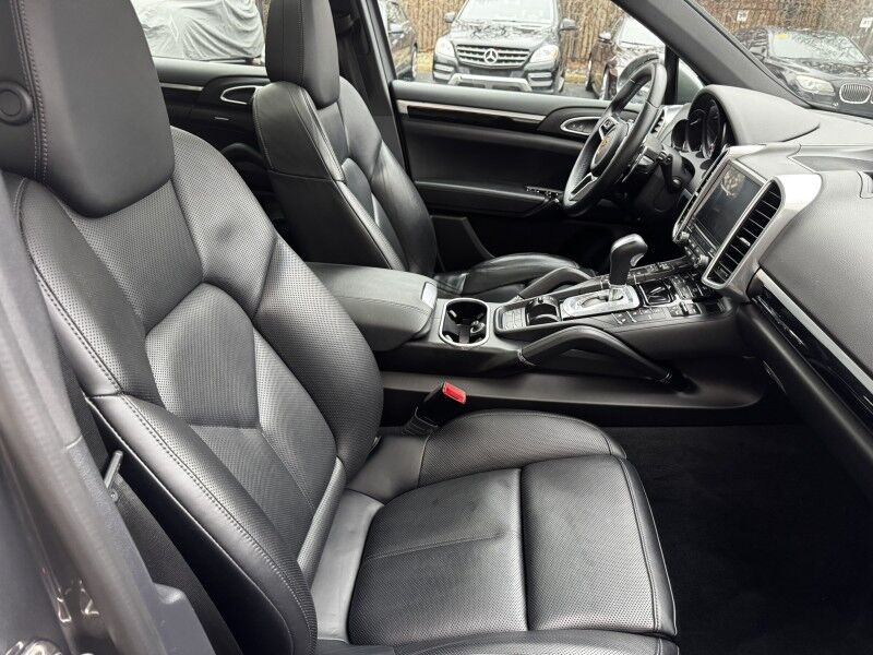 2018 Porsche Cayenne Willow Grove PA