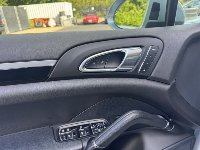2018 Porsche Cayenne Willow Grove PA