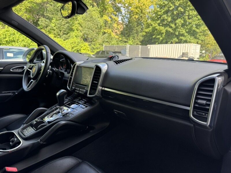 2018 Porsche Cayenne Willow Grove PA