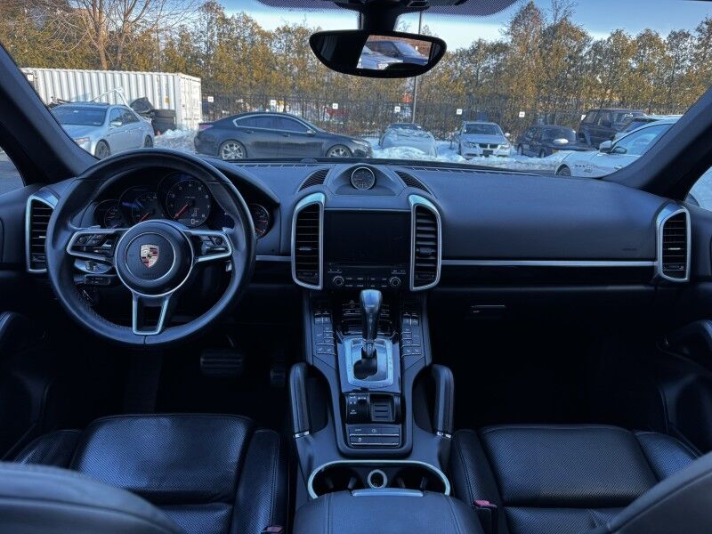2018 Porsche Cayenne Willow Grove PA