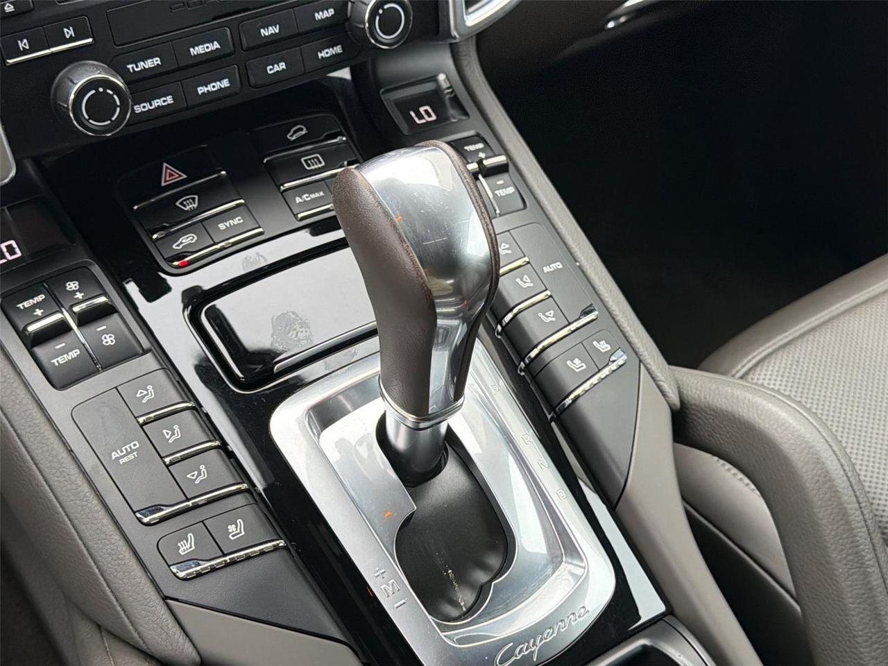 2018 Porsche Cayenne 4DR SUV PLAT ED AWD Hagerstown MD