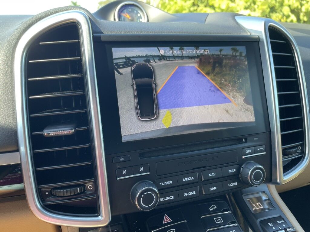 2018 Porsche Cayenne CLEAN CAR FAX~DUAL-ZONE CLIMATE CONTROL~HEATED SEATS~LEATHER TRIMMED SEATS~NAVIGATION~LIP REAR SPOILER~SPORT PACKAGE~TRAILER WIRING~VIDEO MONITOR Sarasota FL