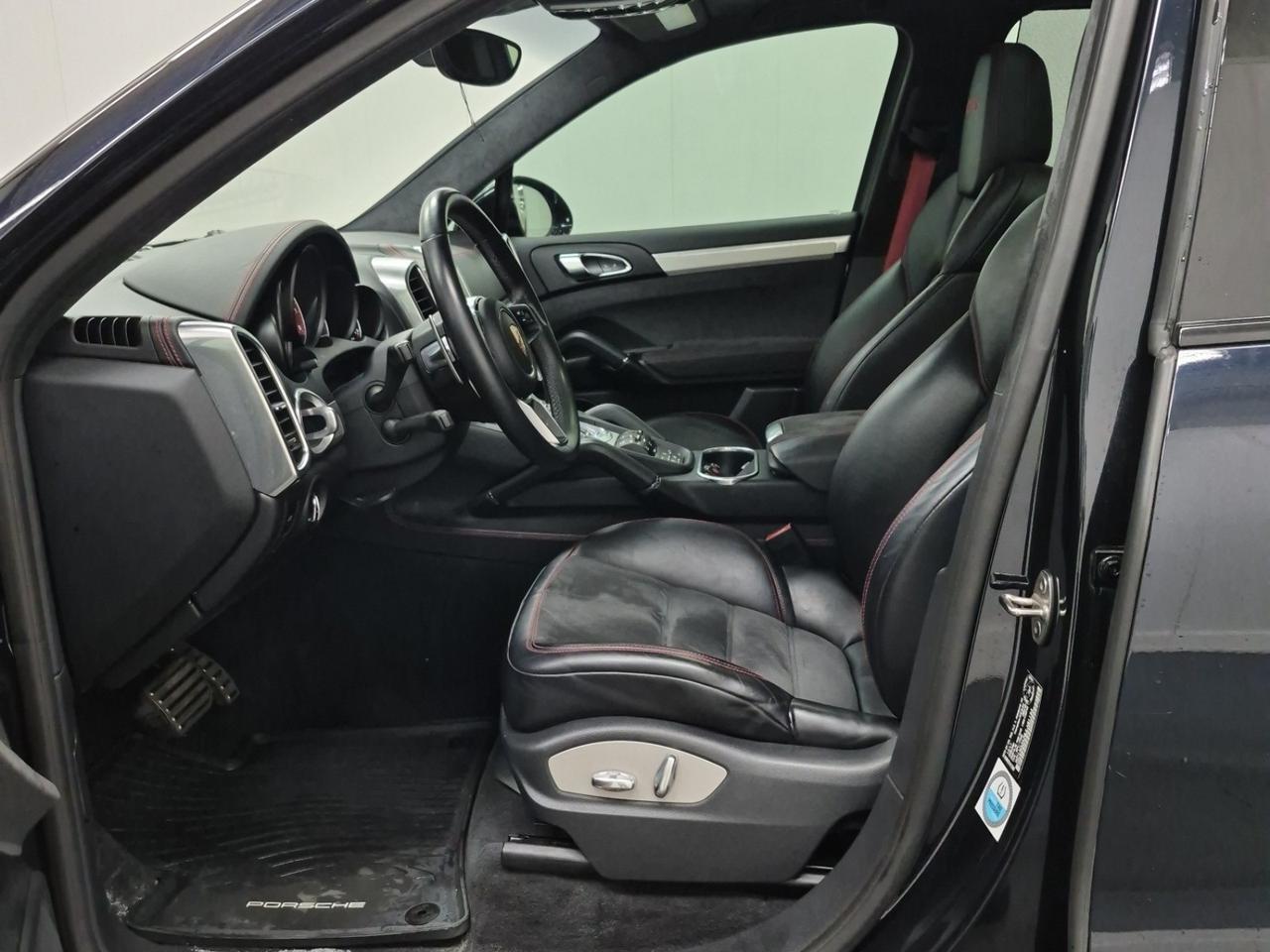 2018 Porsche Cayenne GTS PANOROOF B.CAM MMRYSEAT NOACCIDENT Toronto ON