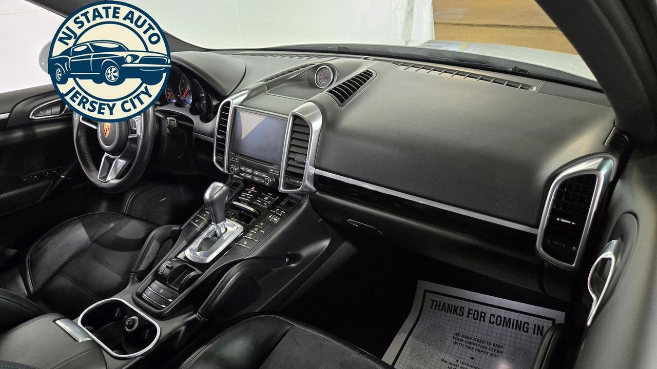 2018 Porsche Cayenne Platinum Edition - Photo 32