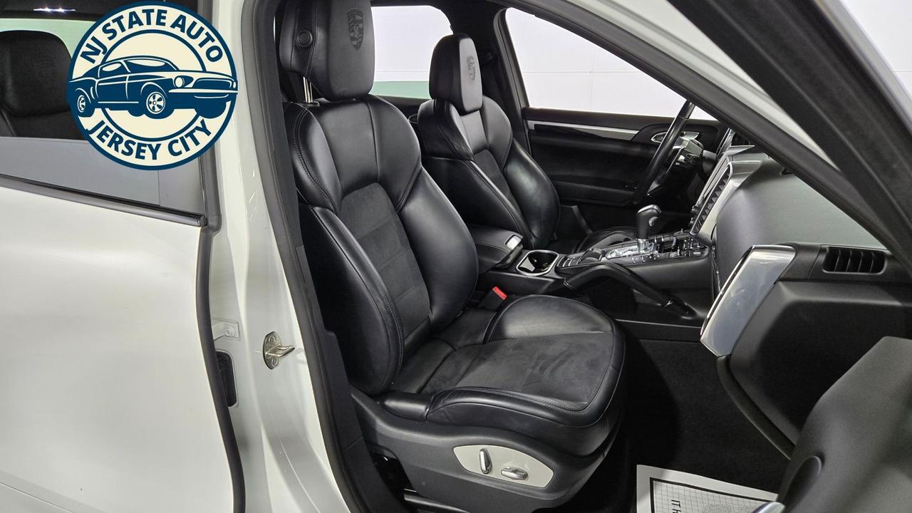 2018 Porsche Cayenne Platinum Edition - Photo 33