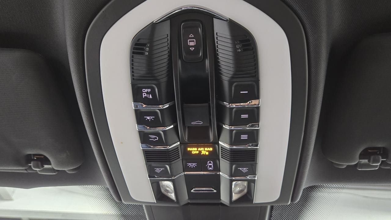 2018 Porsche Cayenne Platinum Edition Jersey City NJ