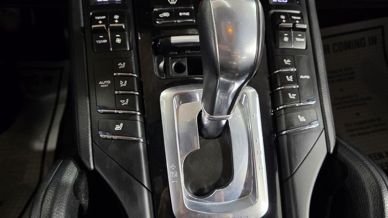 2018 Porsche Cayenne Platinum Edition Jersey City NJ