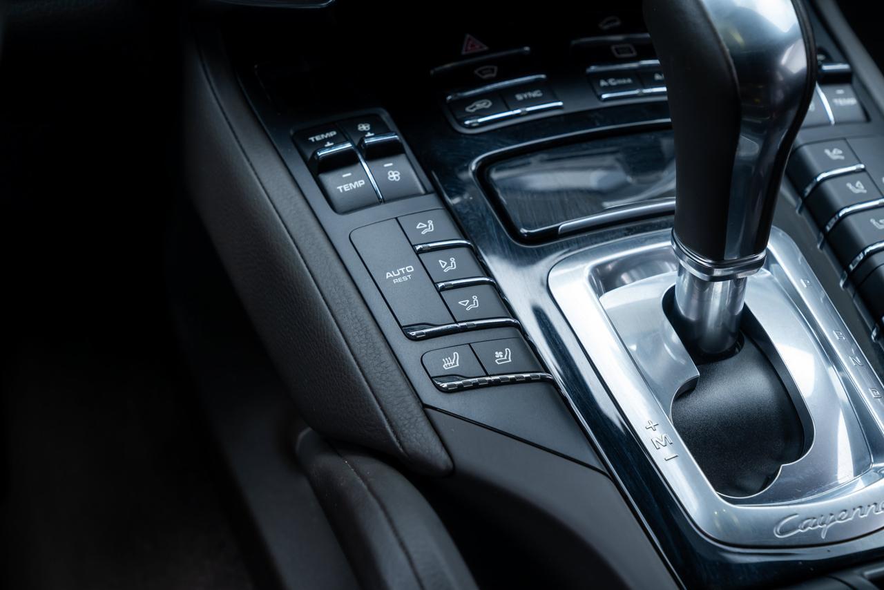 2018 Porsche Cayenne Platinum Edition Lane Change Assist / Ventilated Seats Portland OR