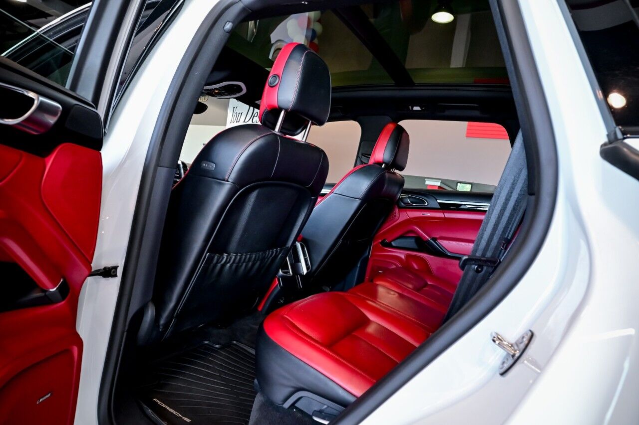 2018 Porsche Cayenne Platinum Edition, RED Interior Springfield NJ