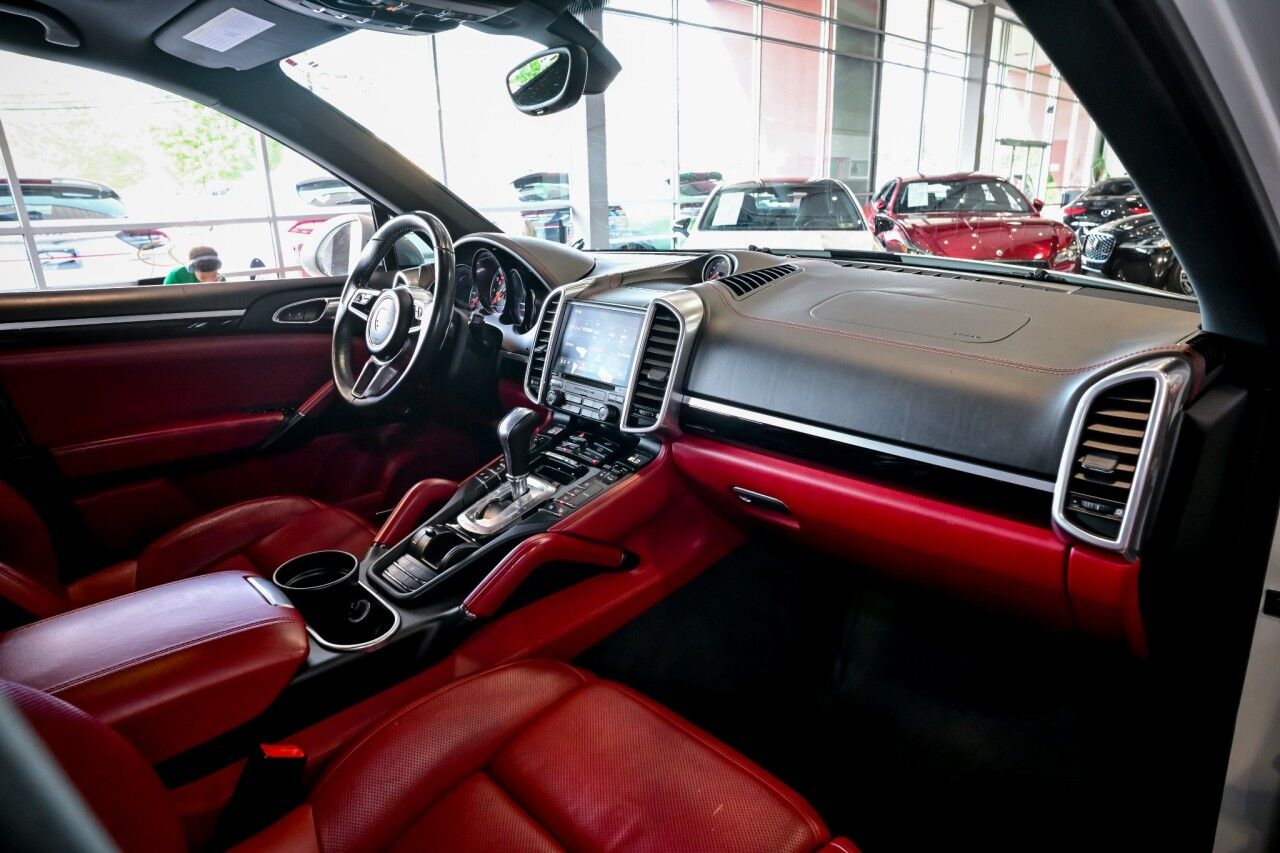 2018 Porsche Cayenne Platinum Edition, RED Interior Springfield NJ