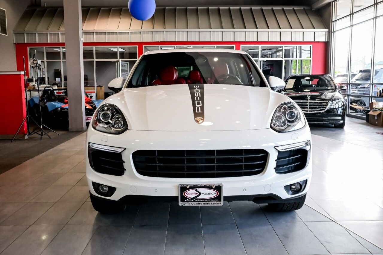 2018 Porsche Cayenne Platinum Edition, RED Interior