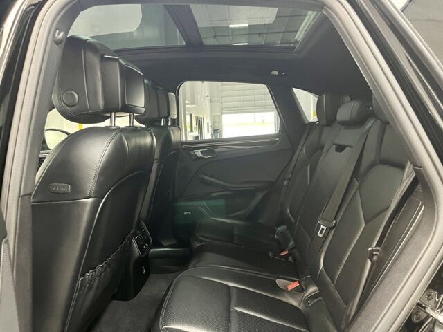 2018 Porsche Macan  Dallas TX 2018 Porsche Macan  Dallas TX