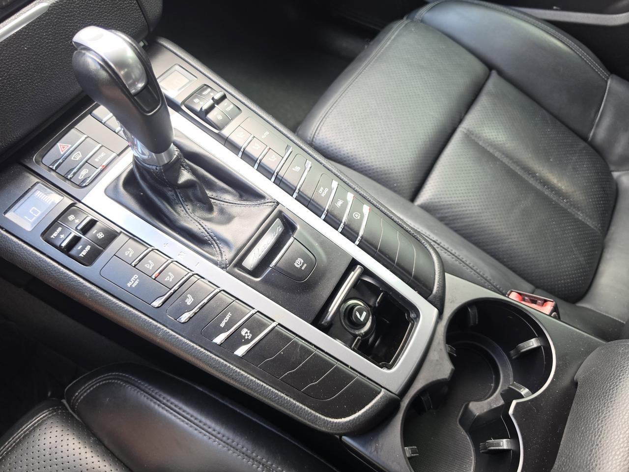 2018 Porsche Macan Dalton GA