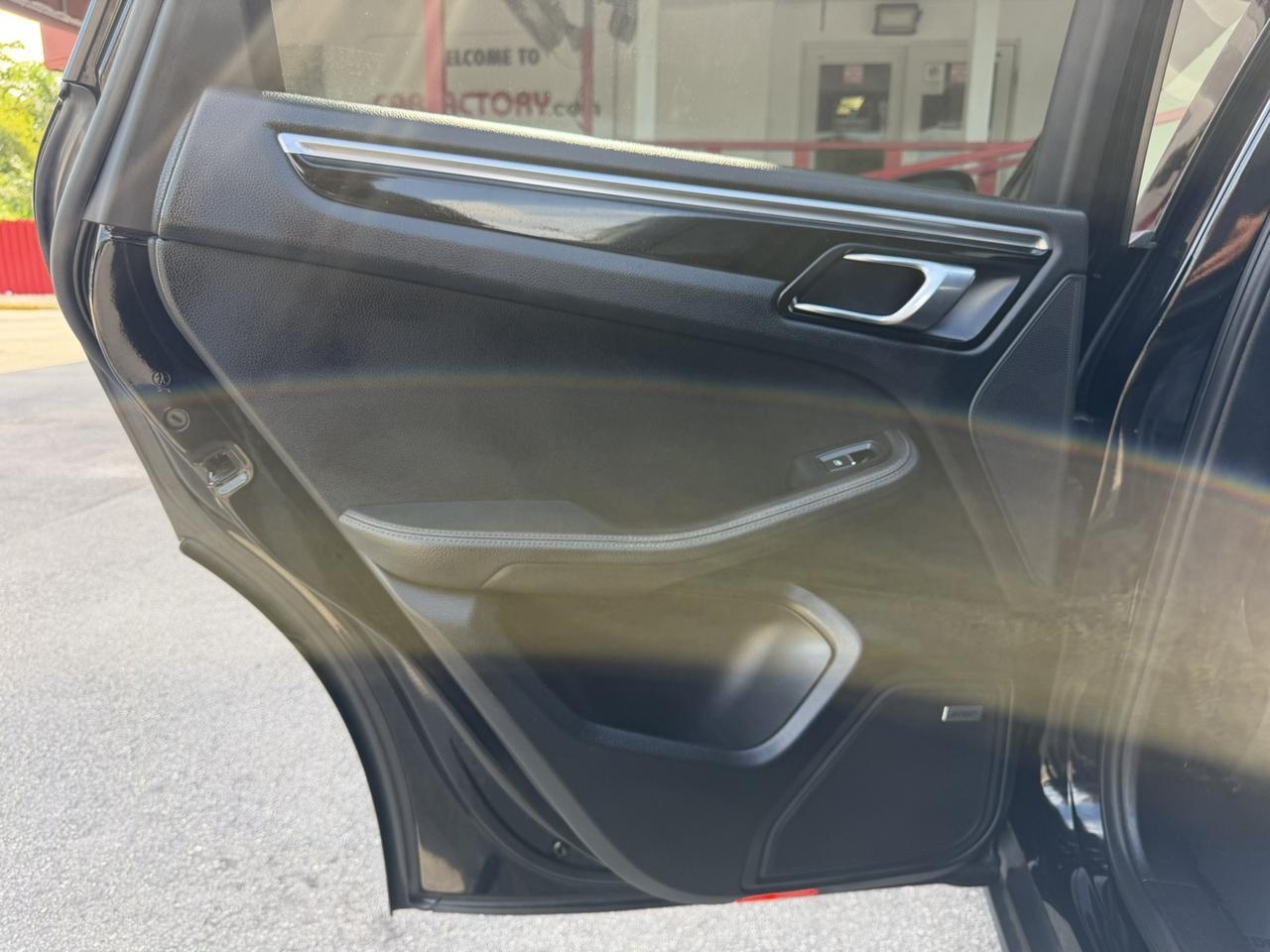 2018 Porsche Macan Hollywood FL