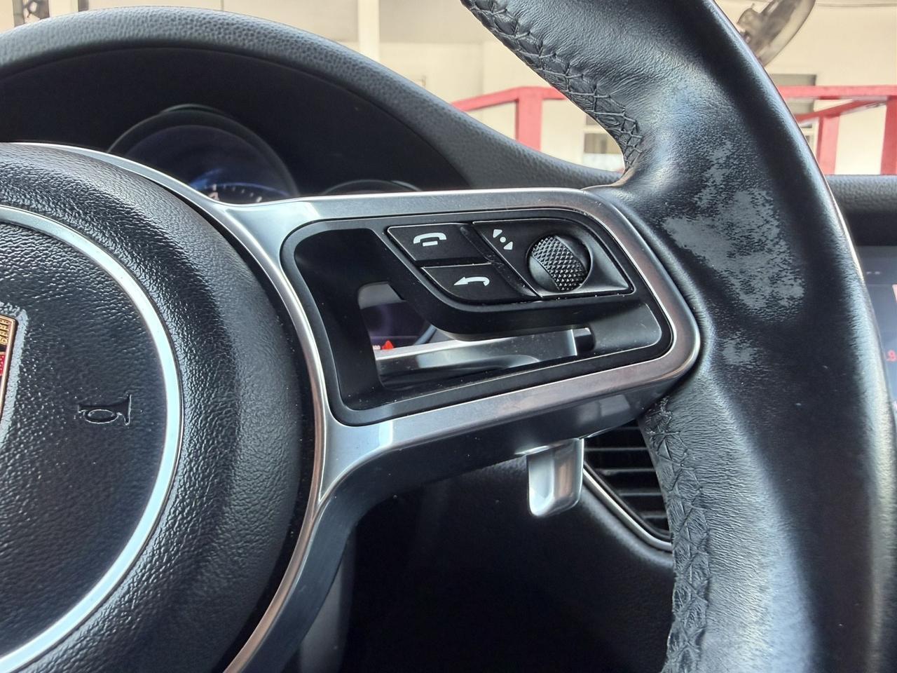 2018 Porsche Macan Hollywood FL