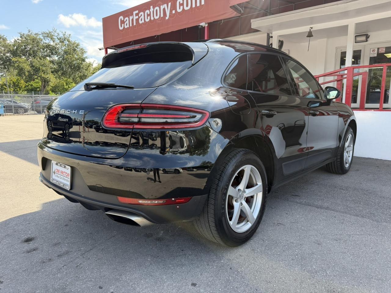 2018 Porsche Macan Hollywood FL