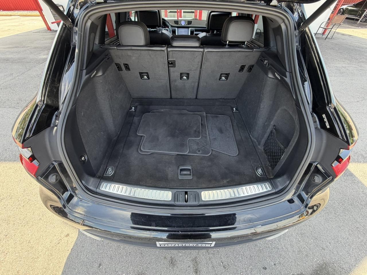 2018 Porsche Macan Hollywood FL