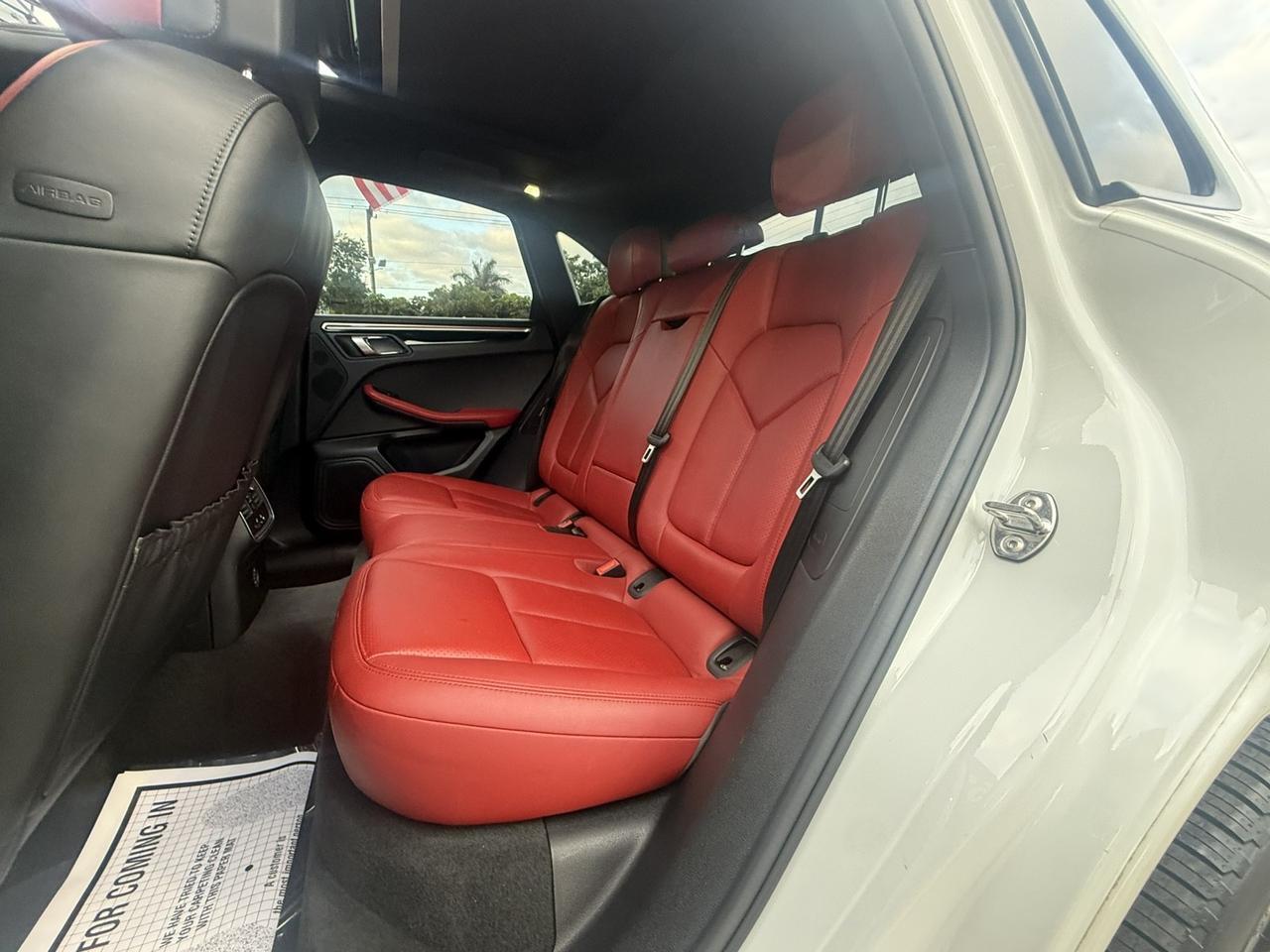 2018 Porsche Macan Hollywood FL