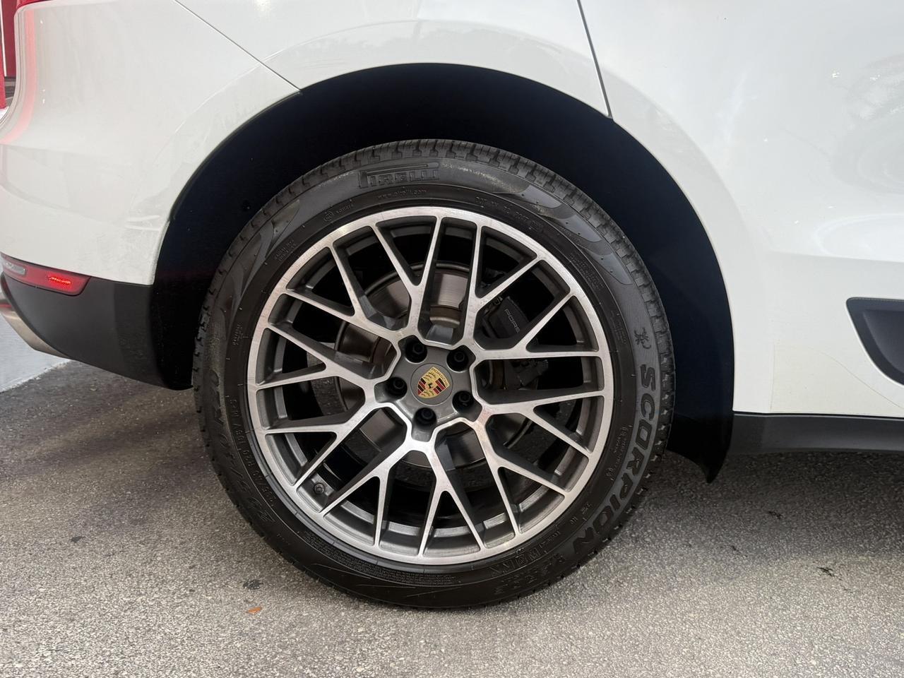 2018 Porsche Macan Hollywood FL