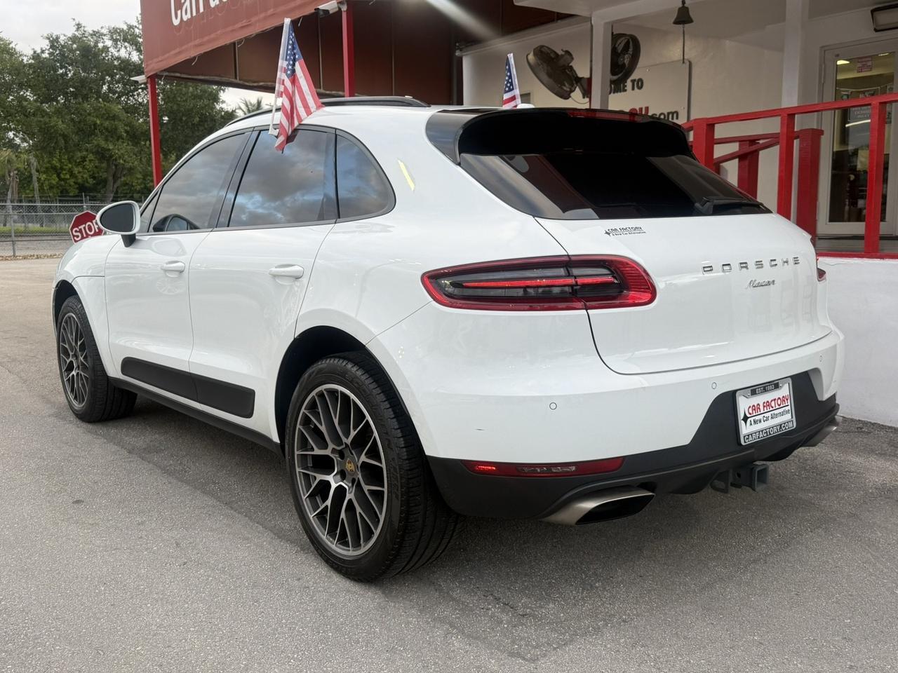 2018 Porsche Macan Hollywood FL