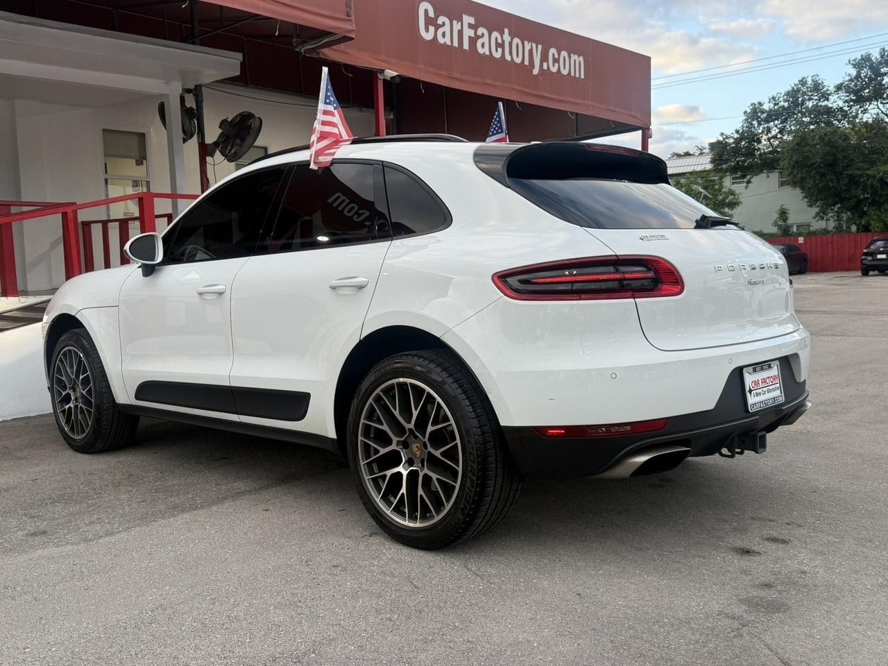2018 Porsche Macan Hollywood FL