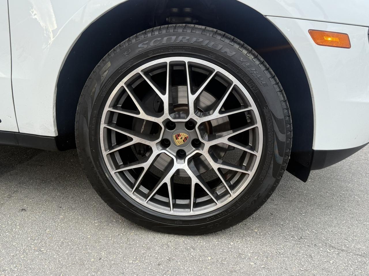 2018 Porsche Macan Hollywood FL